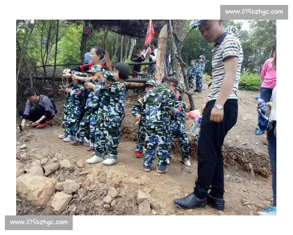 亚马尔父亲节晒童年合照:爸爸,永远爱你! 亚马尔父亲节晒童年合照:爸爸,永远爱你!